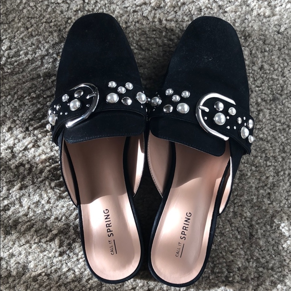 Black Pearl Mules